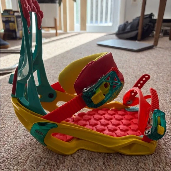 Salomon Rhythm Snowboard Bindings - Unisex - Picture 1 of 7